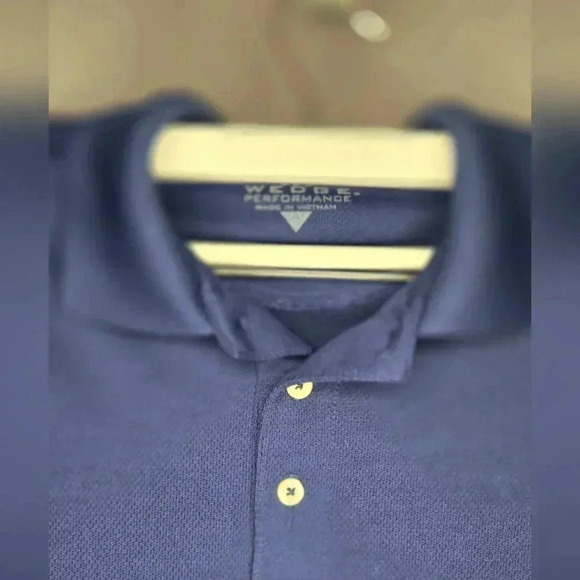 Men's wedge performance size XL polo. - Picture 2 of 5